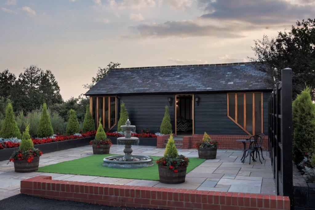 Bed and Breakfast Crondon Park Stock Exterior foto